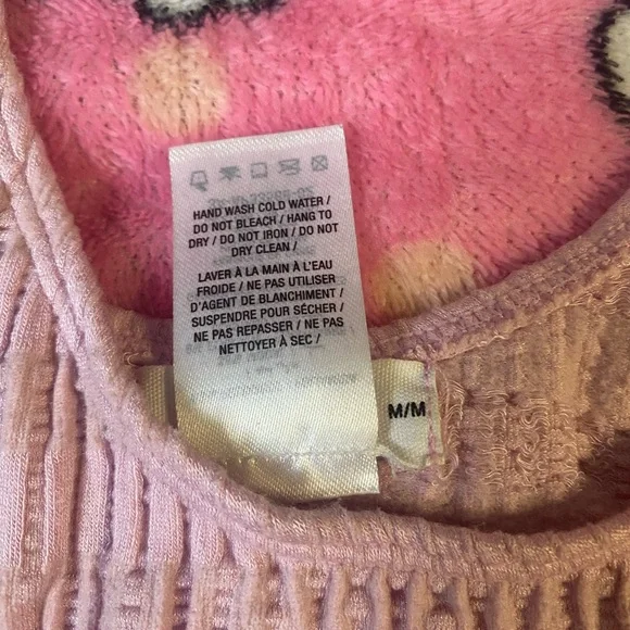 Pink Ribbed Crop Top - Picture 2 of 3